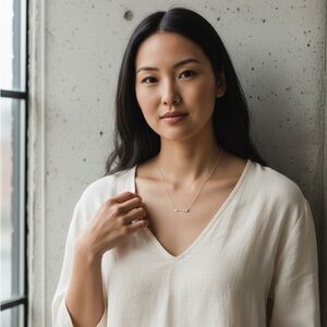 Tiffany & CO Authentic necklace with POUCH and BOX 
FULL INCLUSION